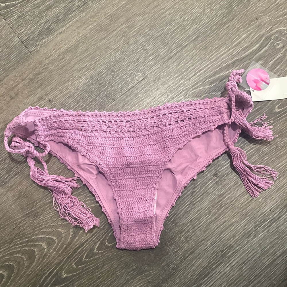 Raisins Crochet Side Ties Bikini Bottoms Swimsuit Separates Medium New 4/25
